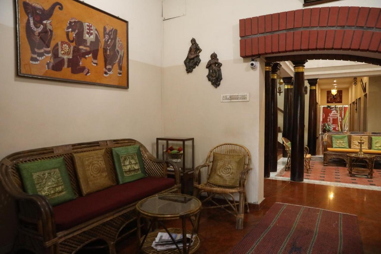 Ram Guest House Пондичерри Экстерьер фото