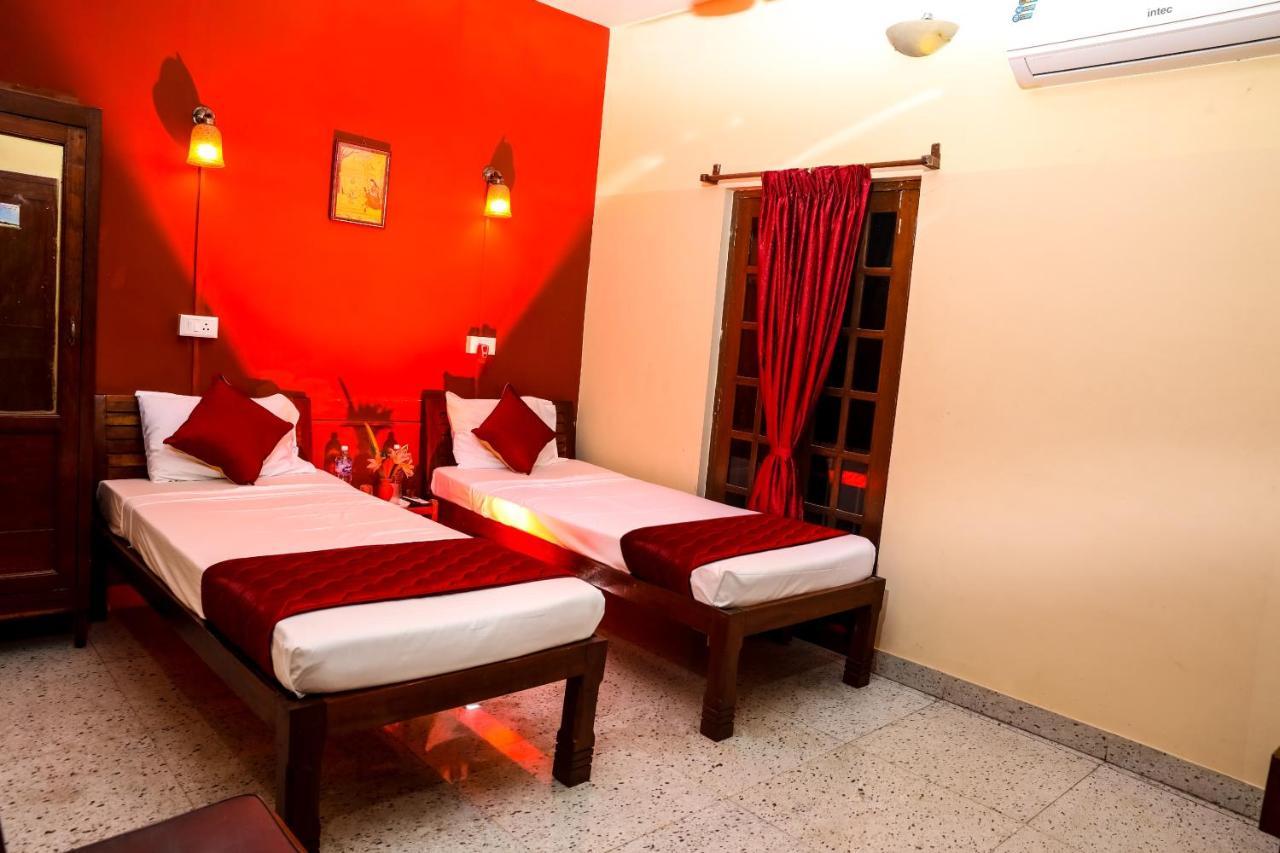 Ram Guest House Пондичерри Экстерьер фото
